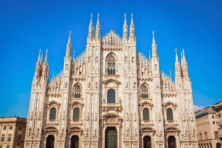 Scopri le principali attrazioni di Milano – Salta la fila, visita i luoghi iconici e vivi esperienze indimenticabili nel 2025